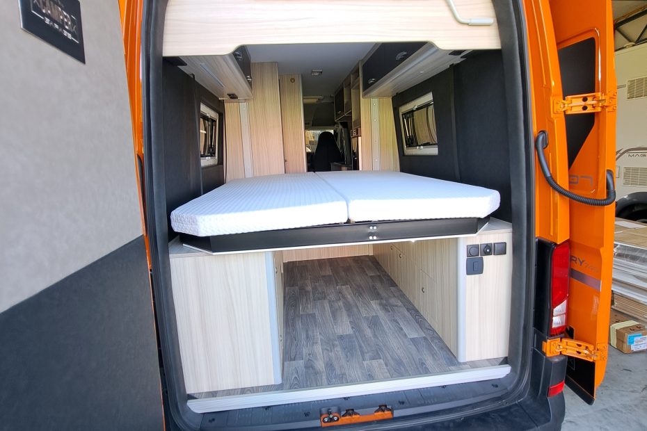 Camper Garage